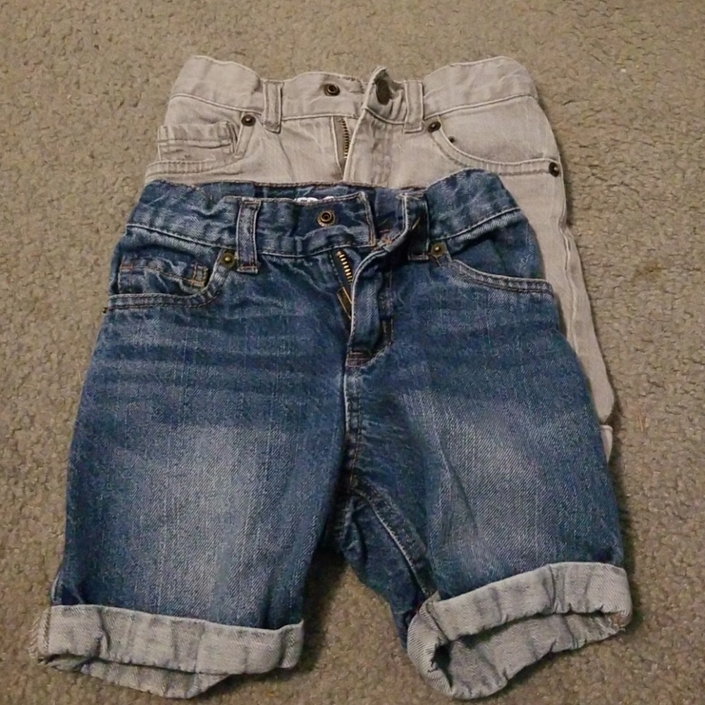 Set of two 3t boy Jean shorts